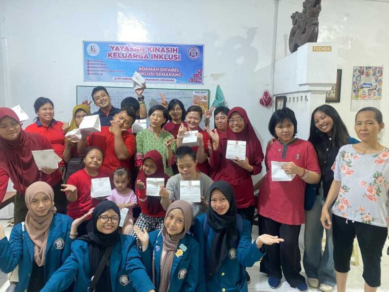 Dorong Kepedulian Sosial, Daily Pastry Semarang dan Mahasiswa Undip Gelar Aksi Berbagi Bersama Roemah Difabel Inklusi
