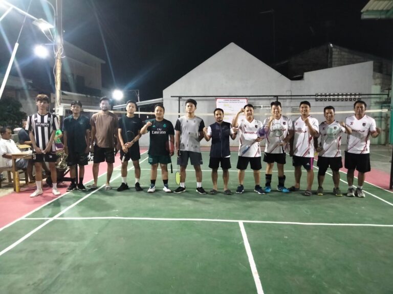 Dalam Rangka Sambut HUT RI ke-81, RW 13 Kelurahan Meteseh Gelar Turnamen Bulu Tangkis Antar-RT: RT 06 dan RT 10 Amankan Kemenangan Perdana